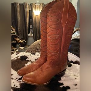 Justin women’s Whitley cowboy boots